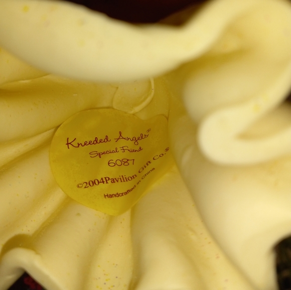 Vintage Kneeded Angel Special Friend Porcelian Ceramic Angel Cherub miniature - Picture 6 of 6